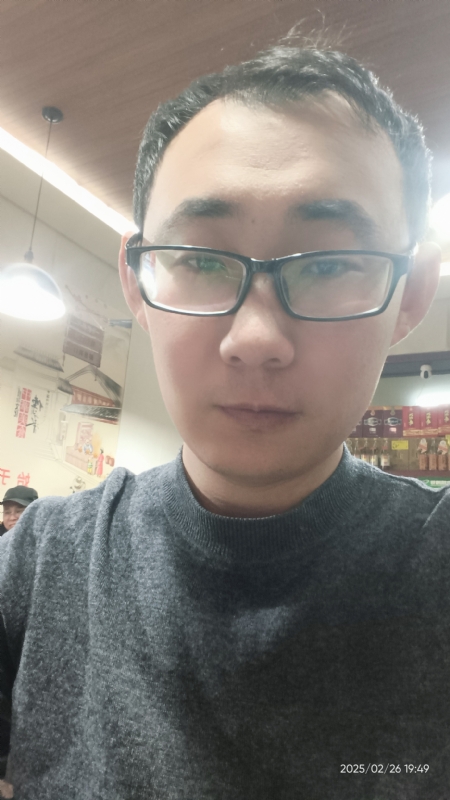 黑黑一笑的第一张照片--山东上门女婿服务网