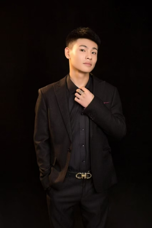 刘小船的第二张照片--山东上门女婿服务网